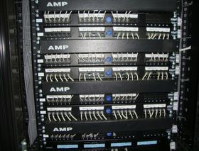 連接世界的橋梁 通訊設(shè)備的發(fā)展與未來(lái)